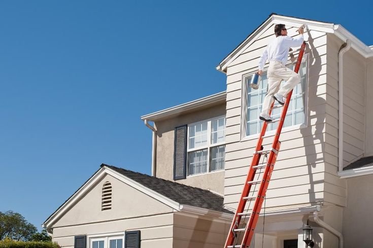 How Often Should You Paint Your Home's Exterior in Tampa?